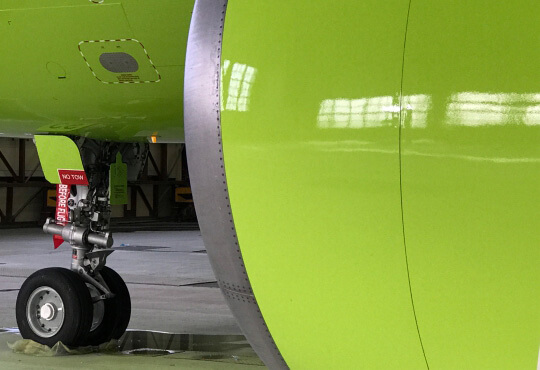 S7 Technics paints S7 Airlines aircraft