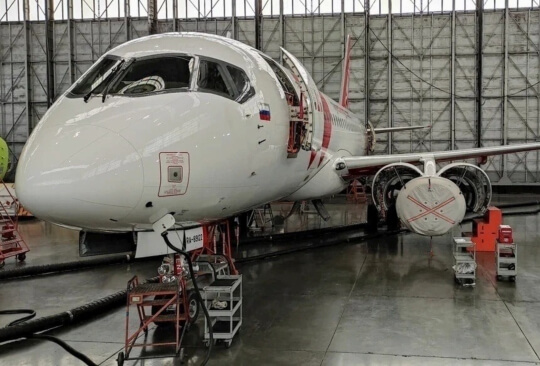 Специалисты S7 Technics выполнили первый A-Check самолета SSJ100 авиакомпании Red Wings